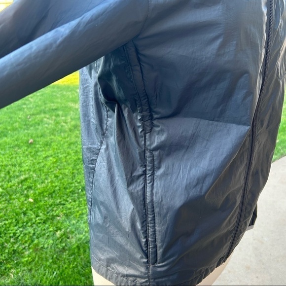 Aether Apparel | Lightweight Windbreaker | Black | Size 1 / XS - Picture 4 of 9